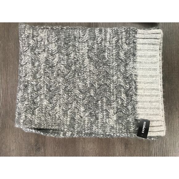 (O) Express Women's Winter Scarf Gray Lot of 2 - Picture 2 of 7